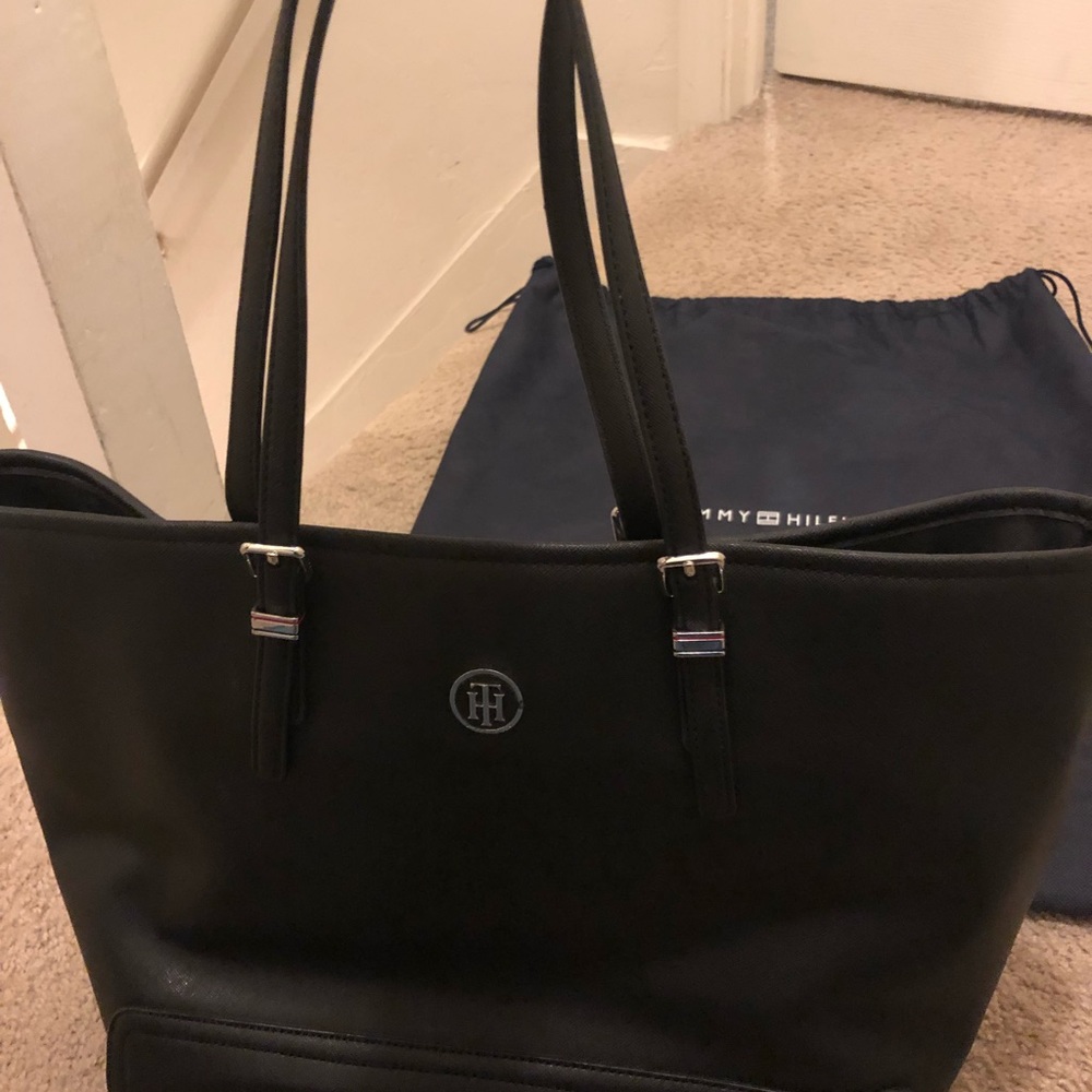 Tommy Hilfiger Large Saffiano Black Tote